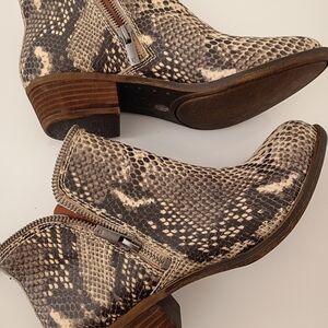 Lucky Brand Boots ☘️